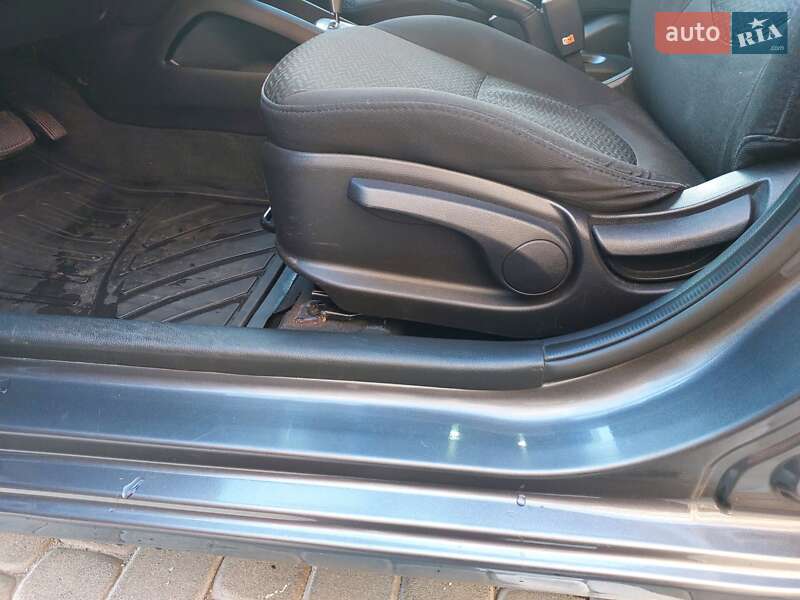 Седан Kia Rio 2013 в Дніпрі фото 12 Седан Kia Rio 2013 в Дніпрі