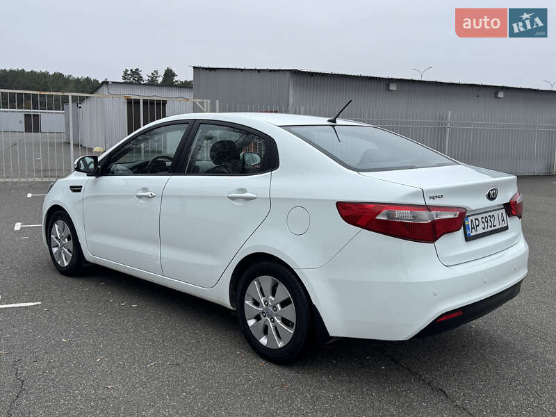 Седан Kia Rio 2014 в Киеве фото 9 Седан Kia Rio 2014 в Киеве