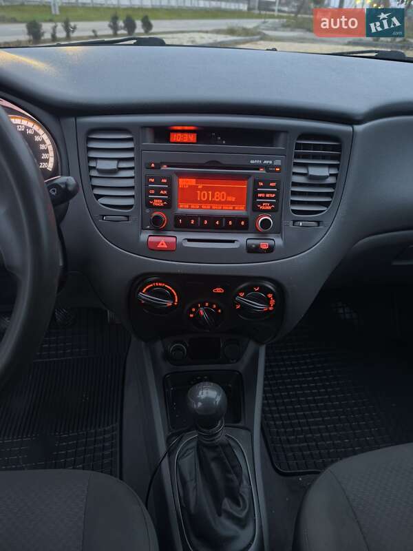 Седан Kia Rio 2011 в Виннице фото 22 Седан Kia Rio 2011 в Виннице