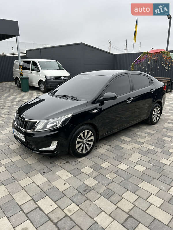 Седан Kia Rio 2012 в Полтаве