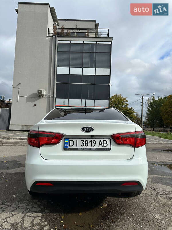 Седан Kia Rio 2012 в Ивано-Франковске фото 3 Седан Kia Rio 2012 в Ивано-Франковске