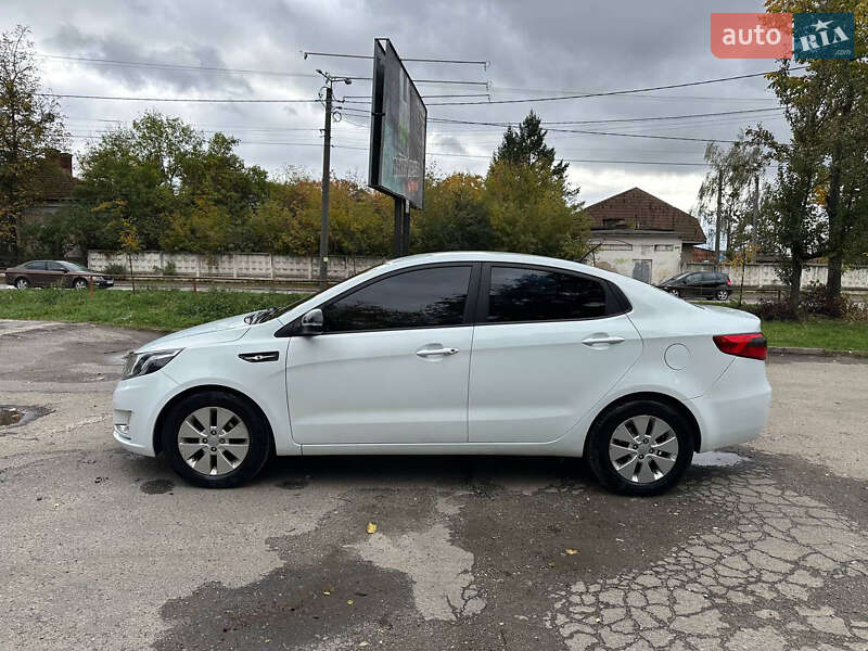Седан Kia Rio 2012 в Ивано-Франковске фото 4 Седан Kia Rio 2012 в Ивано-Франковске