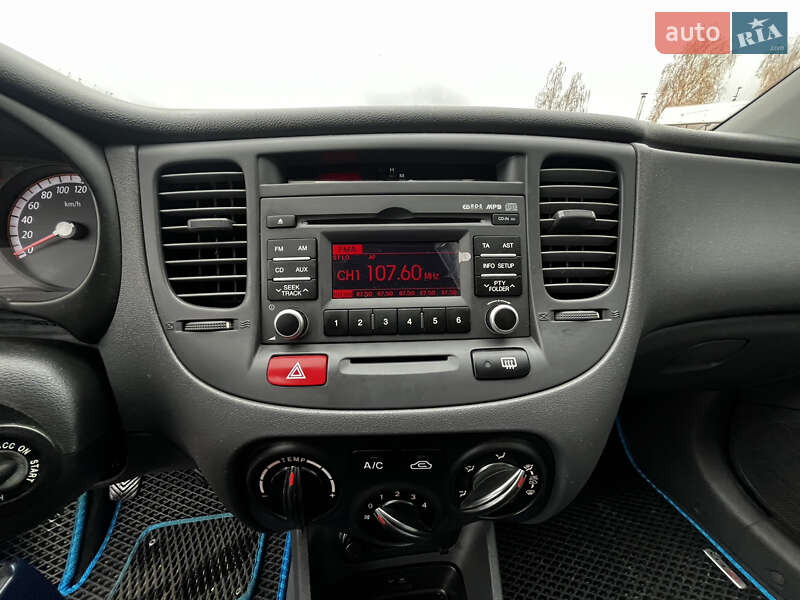 Хетчбек Kia Rio 2011 в Білій Церкві