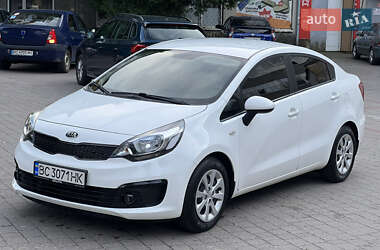 Седан Kia Rio 2017 в Львове