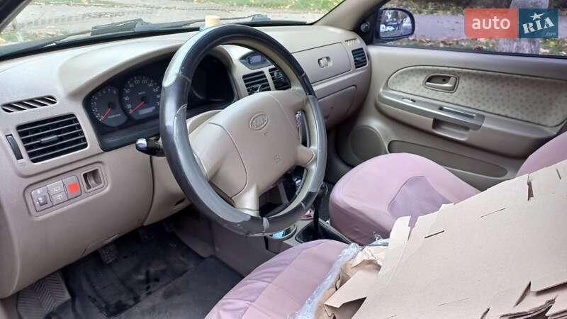 Универсал Kia Rio 2003 в Киеве фото 12 Универсал Kia Rio 2003 в Киеве