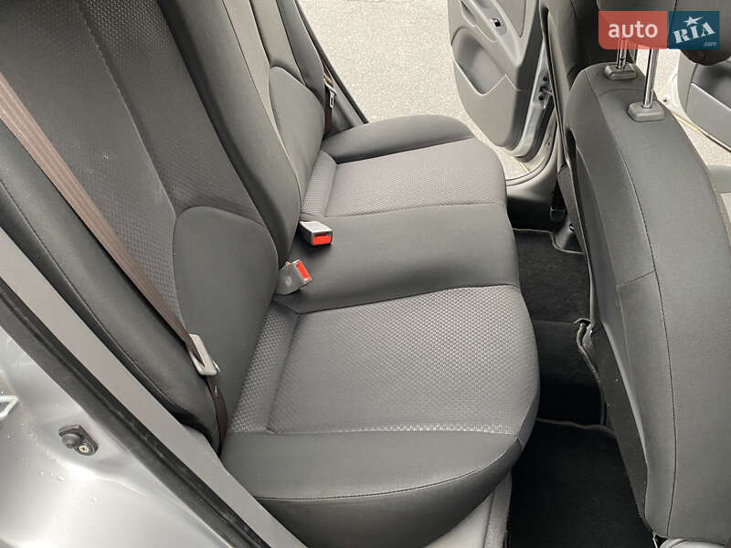 Седан Kia Rio 2008 в Киеве фото 37 Седан Kia Rio 2008 в Киеве