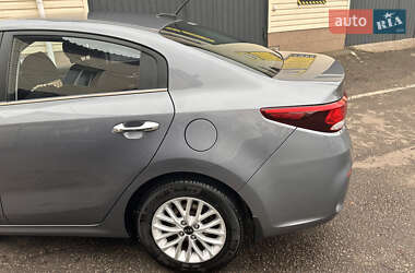 Седан Kia Rio 2018 в Києві