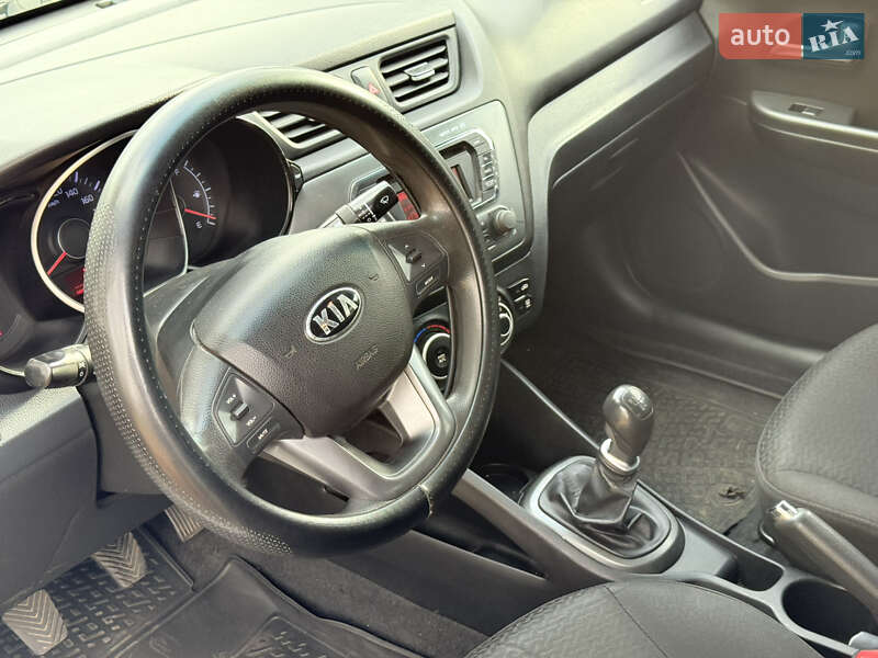 Седан Kia Rio 2013 в Харькове фото 13 Седан Kia Rio 2013 в Харькове