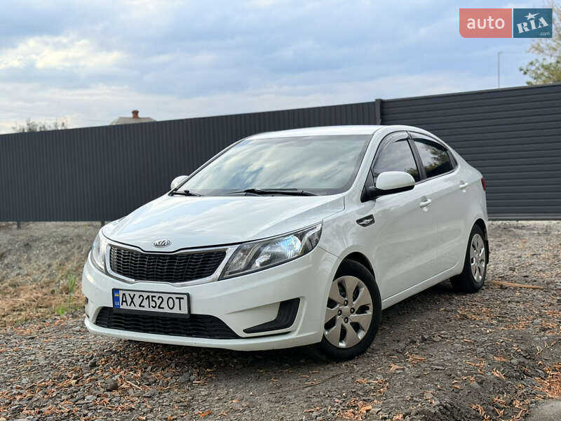 Седан Kia Rio 2013 в Харькове фото 12 Седан Kia Rio 2013 в Харькове