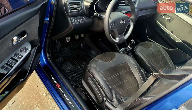 Хетчбек Kia Rio 2012 в Кам'янському фото 13 Хетчбек Kia Rio 2012 в Кам'янському