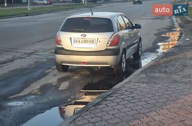 Хэтчбек Kia Rio 2008 в Сумах