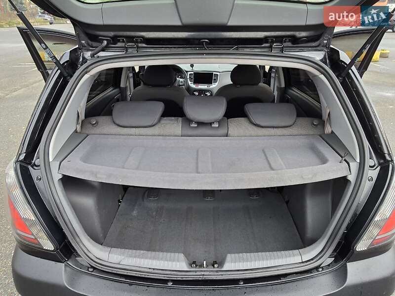 Хэтчбек Kia Rio 2007 в Киеве