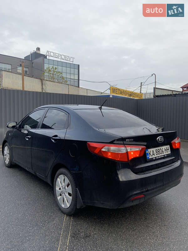 Седан Kia Rio 2013 в Киеве фото 4 Седан Kia Rio 2013 в Киеве