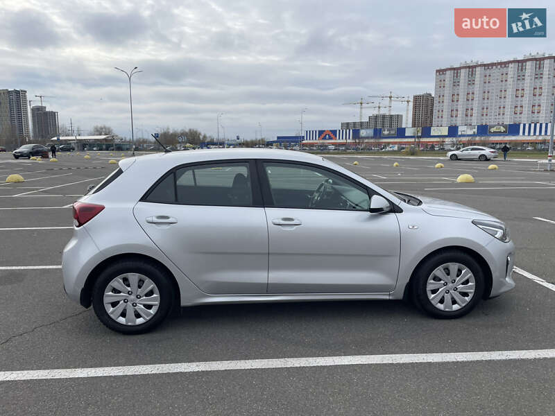 Хетчбек Kia Rio 2018 в Києві фото 5 Хетчбек Kia Rio 2018 в Києві