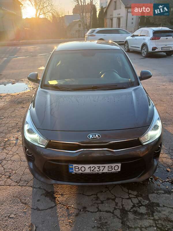 Хэтчбек Kia Rio 2018 в Тернополе
