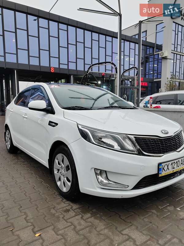 Седан Kia Rio 2013 в Ровно фото 4 Седан Kia Rio 2013 в Ровно