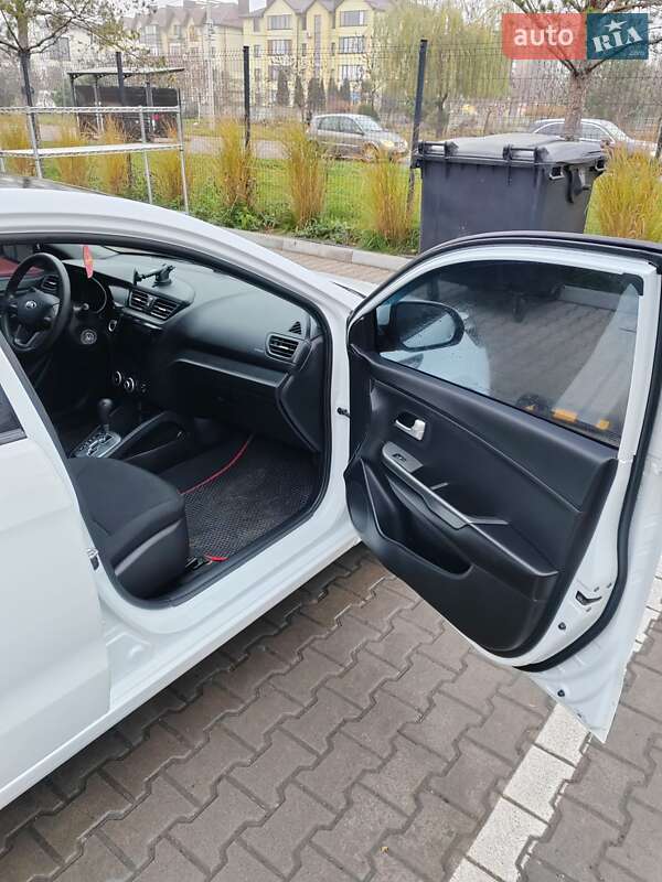 Седан Kia Rio 2013 в Ровно фото 13 Седан Kia Rio 2013 в Ровно