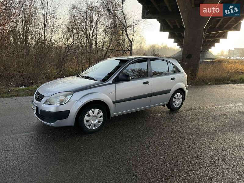 Хэтчбек Kia Rio 2007 в Днепре