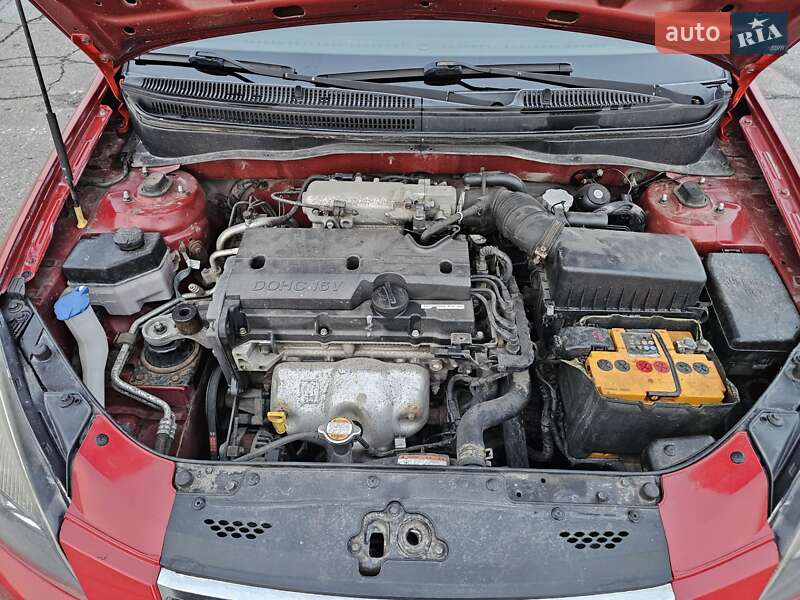 Седан Kia Rio 2010 в Кременчуге