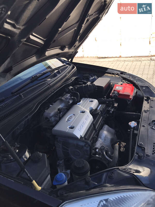 Седан Kia Rio 2008 в Ужгороде фото 10 Седан Kia Rio 2008 в Ужгороде