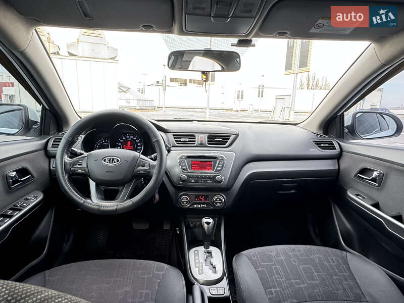 Седан Kia Rio 2011 в Киеве
