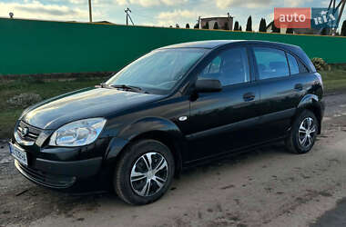 Хетчбек Kia Rio 2009 в Тернополі