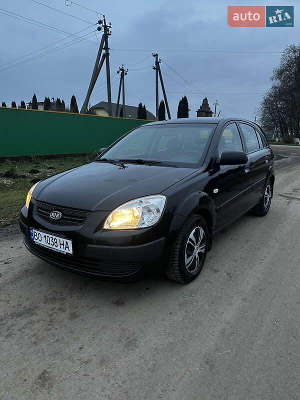 Хэтчбек Kia Rio 2009 в Тернополе фото 2 Хэтчбек Kia Rio 2009 в Тернополе