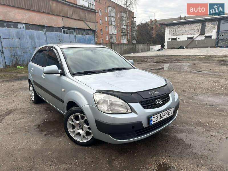 Хэтчбек Kia Rio 2008 в Нежине