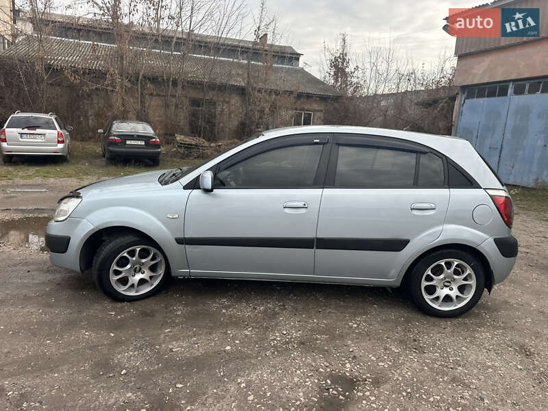 Хэтчбек Kia Rio 2008 в Нежине