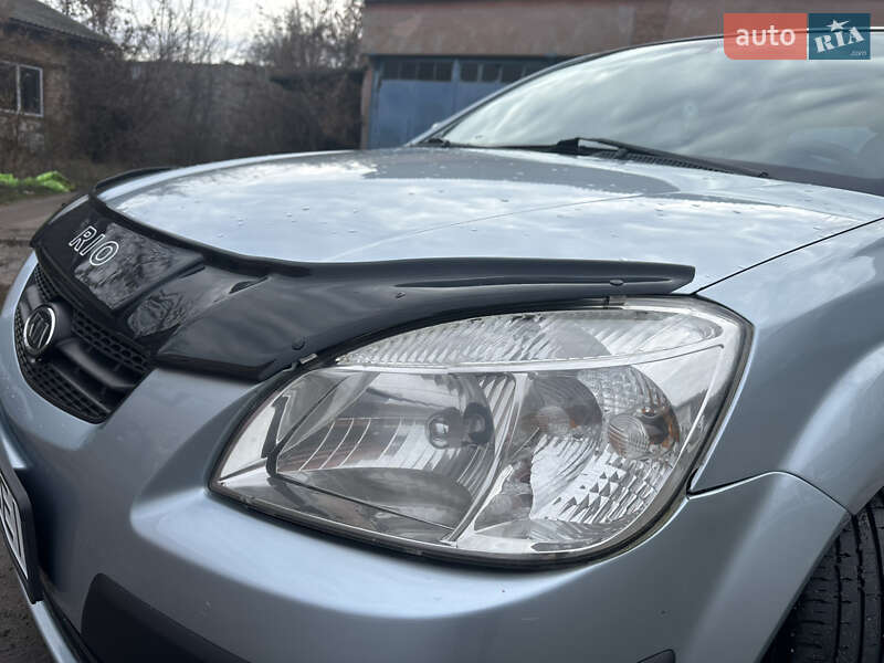 Хэтчбек Kia Rio 2008 в Нежине