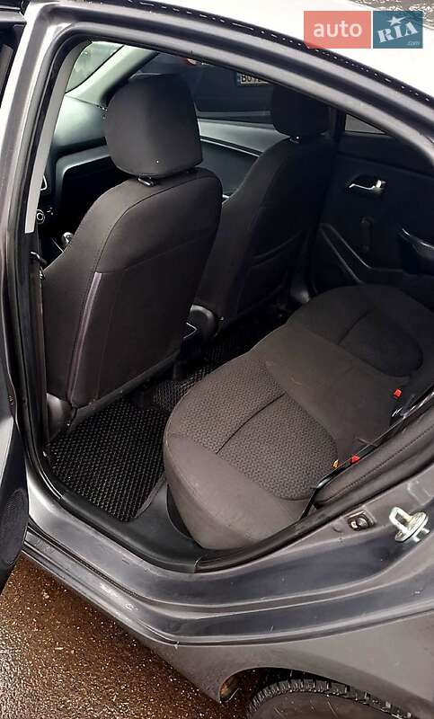 Седан Kia Rio 2011 в Харькове