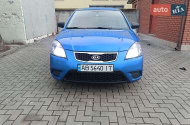 Седан Kia Rio 2011 в Хмельницком