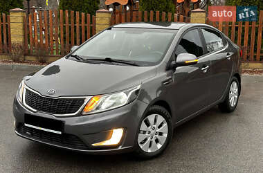 Седан Kia Rio 2011 в Дніпрі