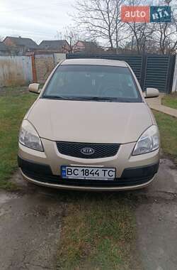 Седан Kia Rio 2008 в Каменке-Бугской
