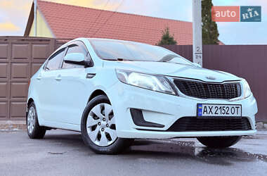 Седан Kia Rio 2013 в Харкові