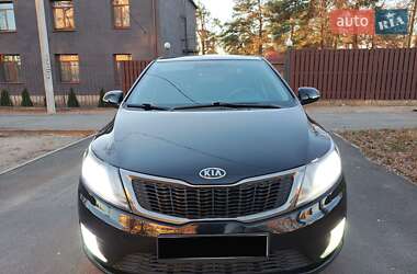 Седан Kia Rio 2011 в Шостке