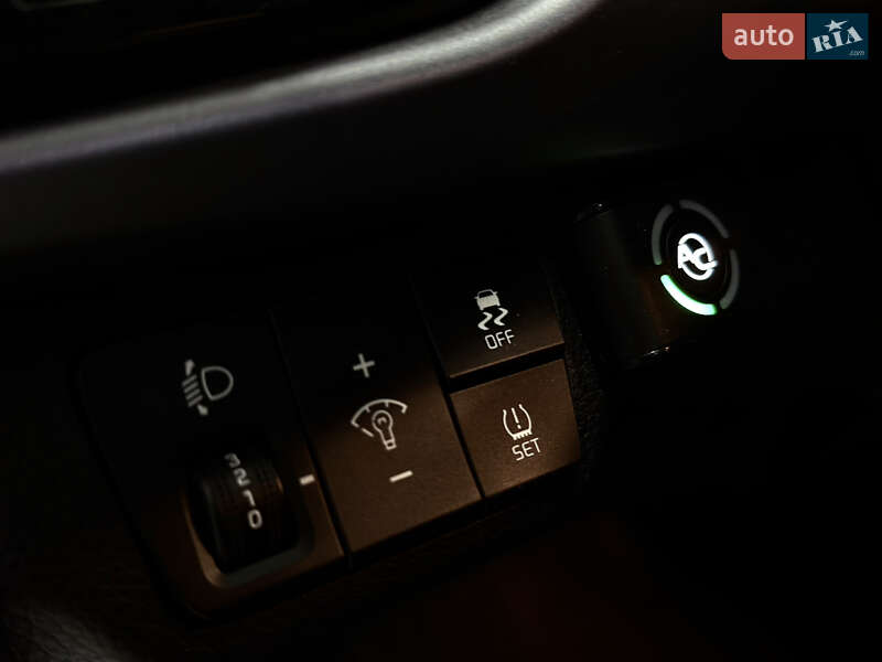 Хэтчбек Kia Rio 2017 в Николаеве