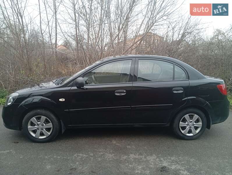Kia Rio 2010