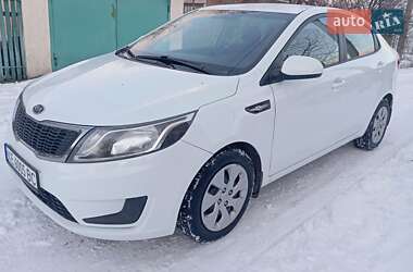 Седан Kia Rio 2012 в Никополе