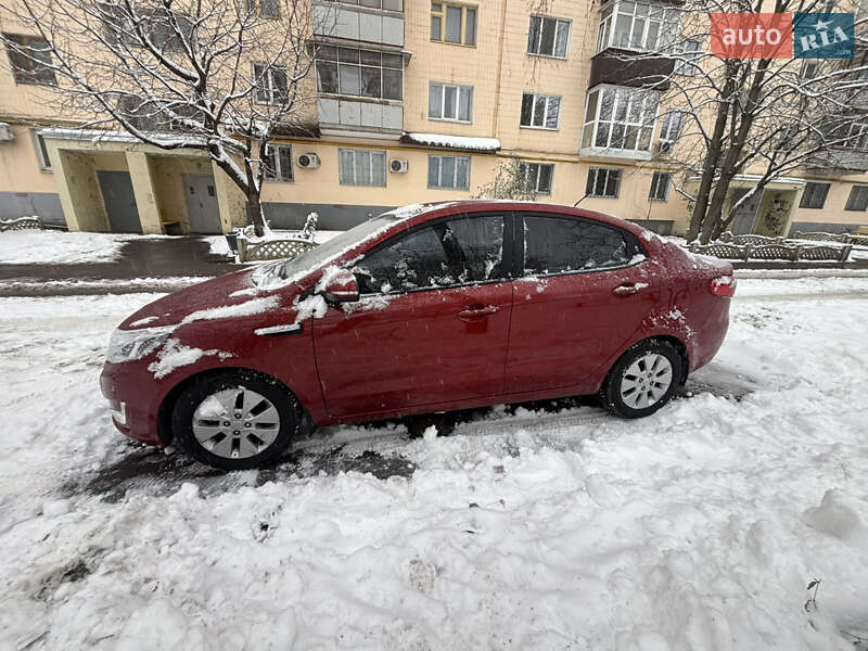 Седан Kia Rio 2014 в Харкові