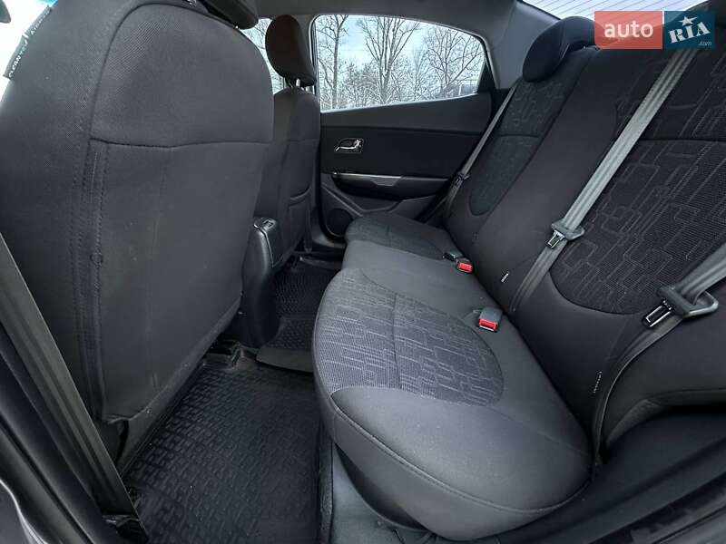 Седан Kia Rio 2012 в Харькове фото 21 Седан Kia Rio 2012 в Харькове
