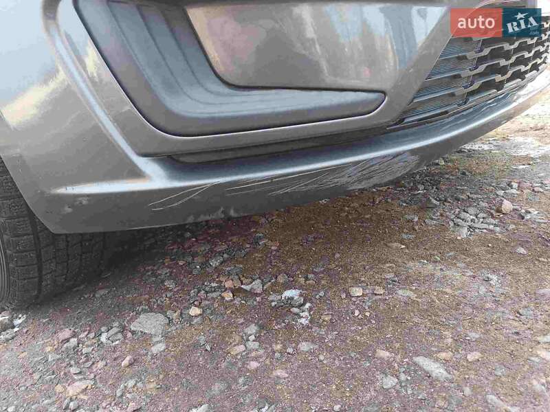 Седан Kia Rio 2013 в Полтаве