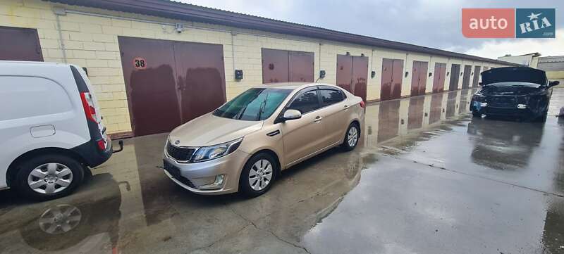Kia Rio 2012