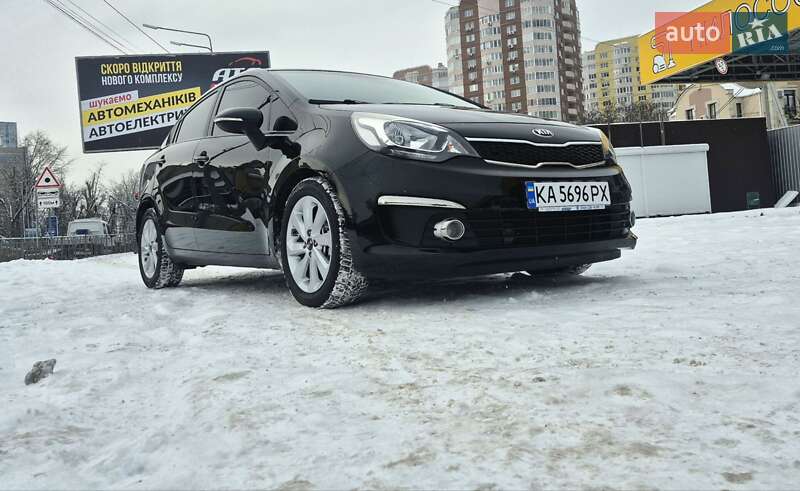 Седан Kia Rio 2015 в Киеве