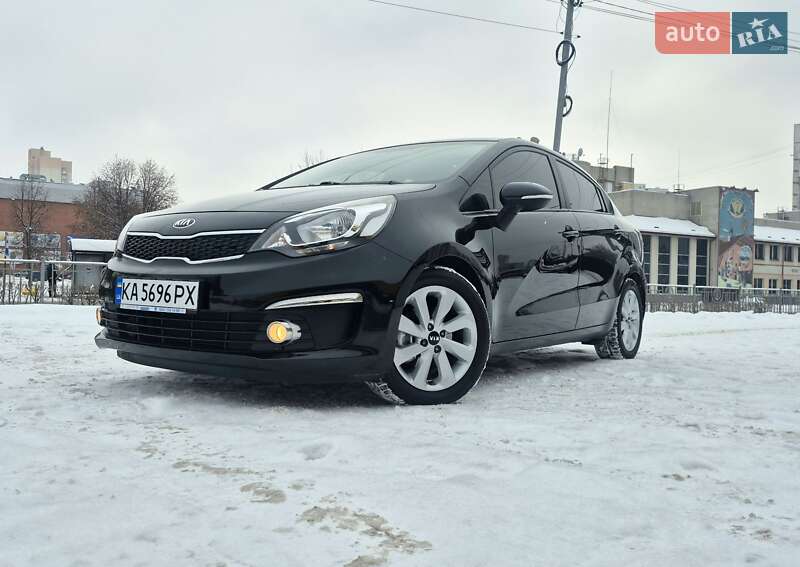 Седан Kia Rio 2015 в Киеве