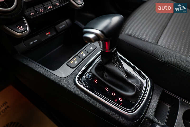 Седан Kia Rio 2021 в Киеве