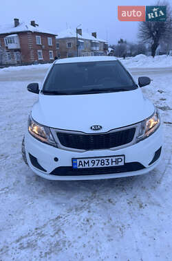 Седан Kia Rio 2013 в Овручі