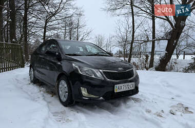 Седан Kia Rio 2013 в Жовкве