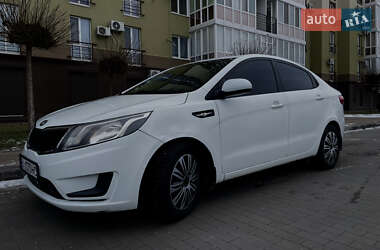 Седан Kia Rio 2013 в Горишних Плавнях