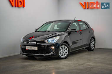 Хэтчбек Kia Rio 2018 в Киеве